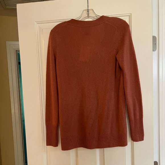 NEW WITH TAGS Cashmere Cardigan C by Bloomingdales Size S - Picture 2 of 10